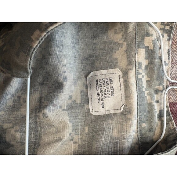 Army Combat Uniform Coat Digital Pattern Size Large Regular NSN: 8415015198599 - Picture 5 of 5